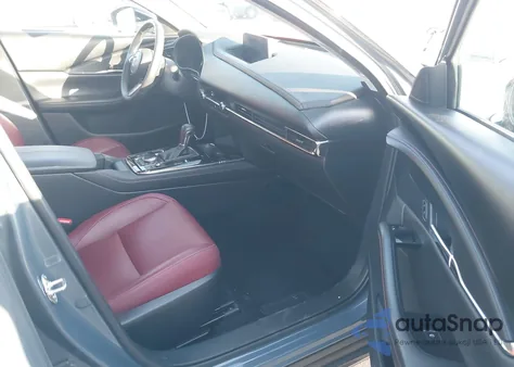 2024 Mazda Cx-30 2.5 S Carbon Edition from USA, damaged, VIN 3MVDMBCMXRM686797